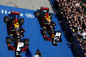 Ricciardo und Verstappen bei Red Bull Racing, mit der 3 und der 33