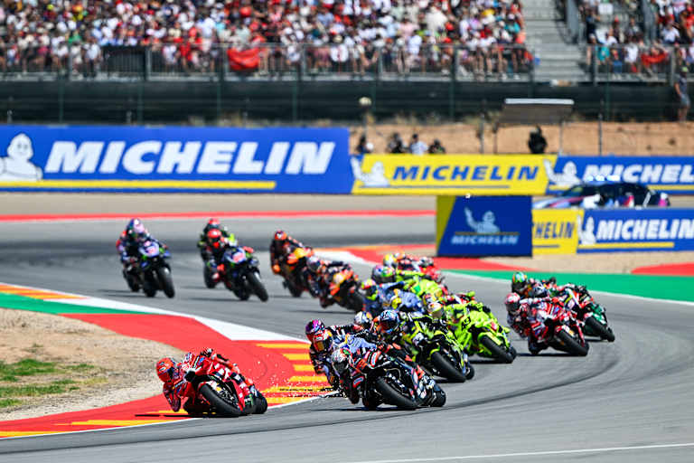 Kleiner Patzer: Nach dem Start deaktivierte Marc Marquez sein Device nicht