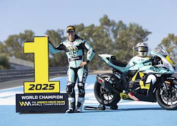 Ein Motorrad, ein Karriereweg: Mit der Yamaha R7 bis in die WorldWCR  