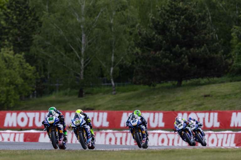 Die Yamaha-Piloten kämpfen in der Superbike-WM 2026 zunehmend untereinander