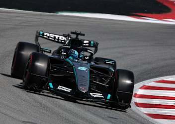 George Russell nimmt den GP in Barcelona von der Pole-Position in Angriff