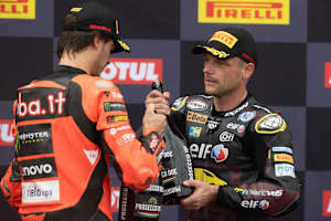 Nicolo Bulega und Sam Lowes