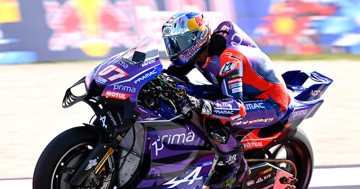 Toprak Struggles During Race with New Motorcycle