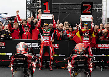 Großer Jubel bei Ducati im Superpole-Race