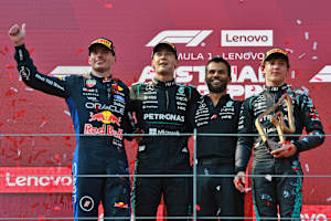 Max Verstappen (links) nach Platz 2 beim Österreich-GP