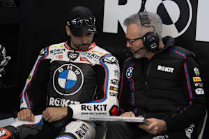 Miguel Oliveira (li.) mit Crew-Chief Andrew Pitt