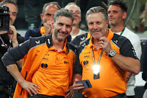 McLaren-Teamchef Andrea Stella und CEO Zak Brown