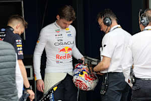 Max Verstappen gab nach dem Unfall Entwarnung: «Nichts ist gebrochen» 