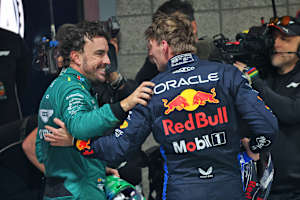 Fernando Alonso und Max Verstappen