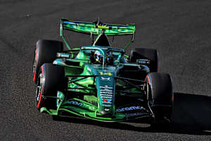 Fernando Alonsos Aston Martin mit reichlich FloViz-Farbe