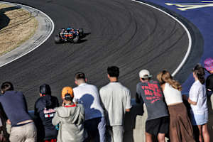 Oscar Piastri vor seinen Fans am Hungaroring