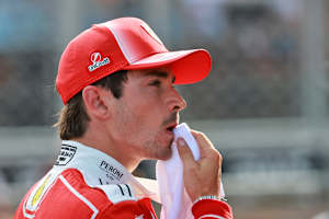 Charles Leclerc braucht Unterstützung, kein Gespräch, sagt Otmar Szafnauer