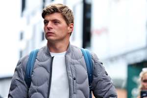 Max Verstappen selbst schweigt sich zu den Vertragsdetails aus
