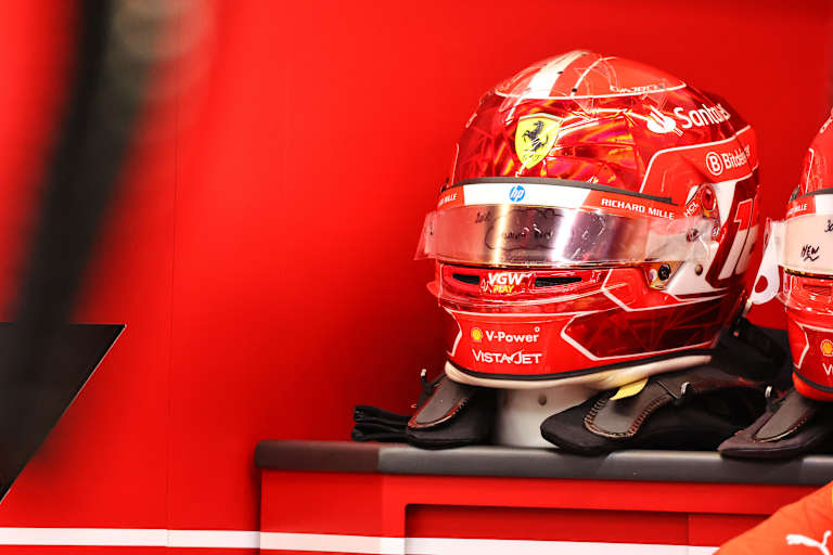 Der Helm von Charles Leclerc in Singapur 2024