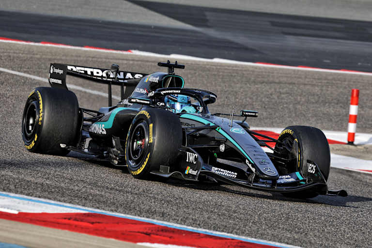 George Russell im Mercedes