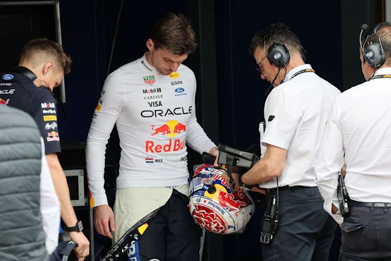 Max Verstappen gab nach dem Unfall Entwarnung: «Nichts ist gebrochen» 