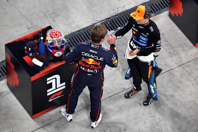 Max Verstappen und Oscar Piastri