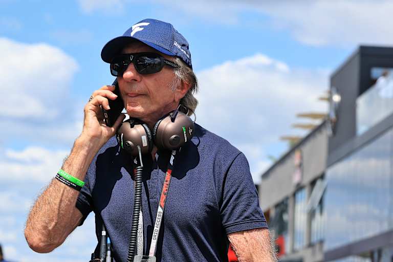 Emerson Fittipaldi sagt, warum Lewis Hamilton wieder vorne mitkämpft