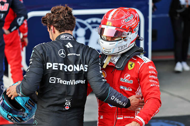 Charles Leclerc wurde im Qualifying Zweiter hinter George Russell (l.)