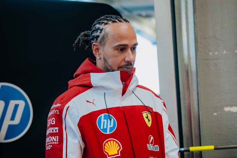 Lange Tage vor dem Bahrain-Test: Hamilton erwartet ein volles Programm