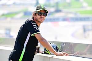 Valentino Rossi und Nicolo Bulega arbeiten 2027 wieder zusammen