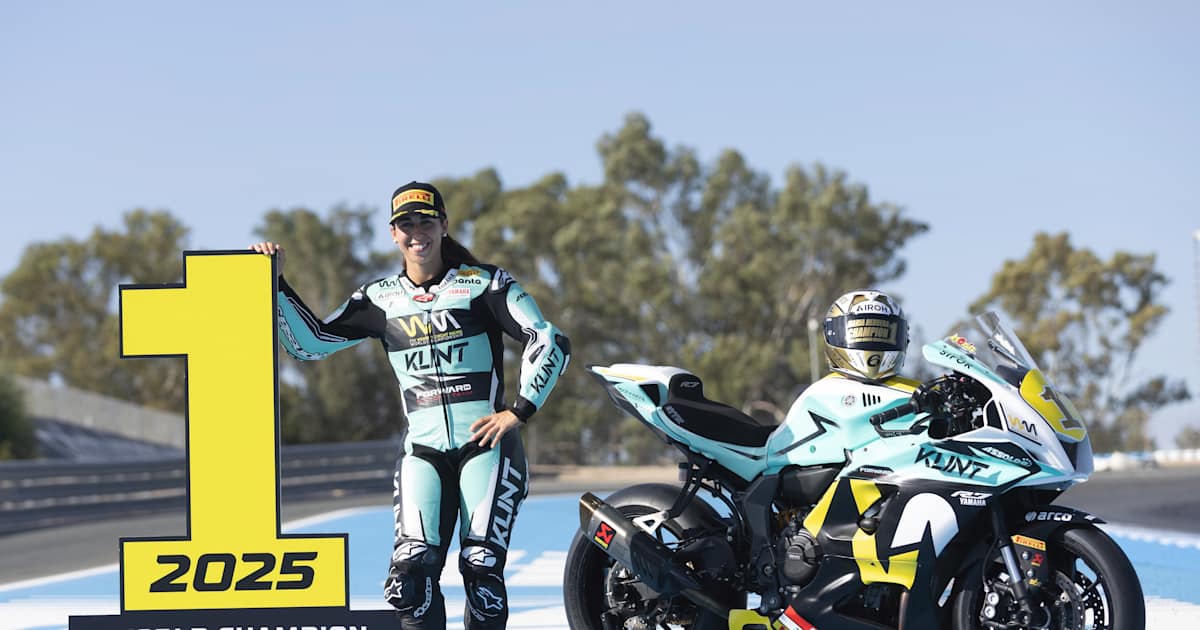 Ein-Motorrad-ein-Karriereweg-Mit-der-Yamaha-R7-bis-in-die-WorldWCR