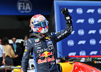Max Verstappen startet in den Bahrain-GP in Malaysia von Pole