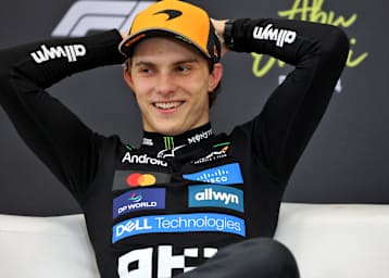 Oscar Piastri beweist bei seinem Werbe-Auftritt für Google Humor