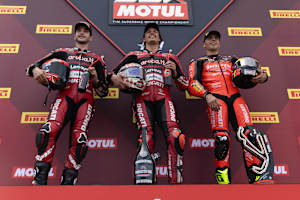 Iker Lecuona, Nicolo Bulega und Yari Montella (v.l.)