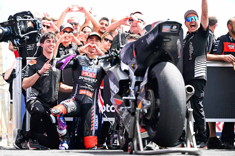 Senna Agius mit seiner Intact-GP-Crew