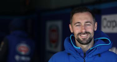 Eugene Laverty hilft Yamaha auch im Motocross