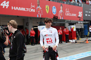 Ollie Bearman prellte sich beim Crash im Japan-GP das rechte Knie