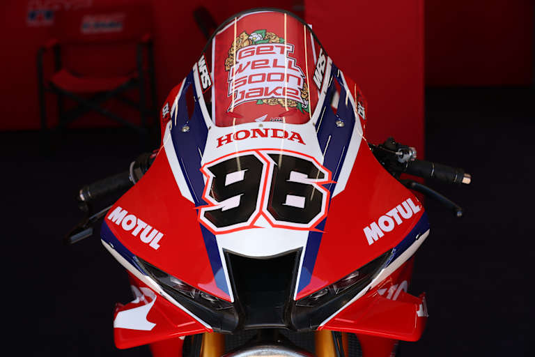 Jake Dixon kehrt zurück auf seine Honda mit Startnummer 96