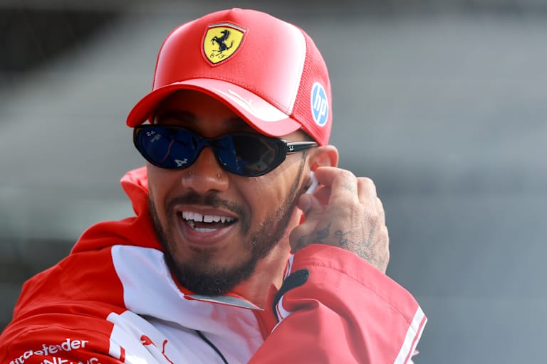 Ferrari sollte sich auf Lewis Hamilton konzentrieren, findet Smedleyy