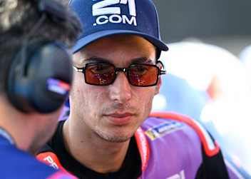 Toprak Razgatlioglu konnte sich die Schlappe im Sprint nicht erklären