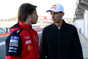 Nicolo Bulega (li.) und Toprak Razgatlioglu