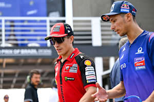 Marc Marquez mit Toprak Razgatlioglu