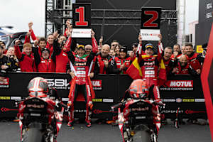 Großer Jubel bei Ducati im Superpole-Race