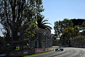 Fernando Alonso erlebte einen schwierigen Auftakt ins Melbourne-Wochenende