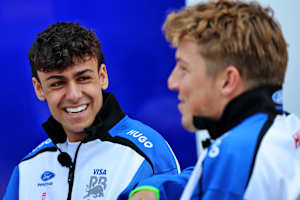 Arvid Lindblad (l.) und Liam Lawson