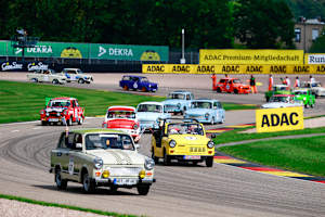 Die Red Bull Rennpappe brachte 50 Trabanten auf den Sachsenring