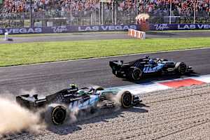 Enge Szene in Monza: Antonelli weicht im Duell mit Russell in den Kies aus