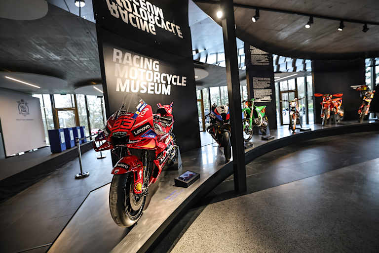 Das neue Racing Motorcycle Museum in Mies in der Schweiz