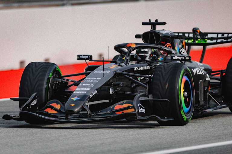 Weltmeister Lando Norris im neuen McLaren MCL40
