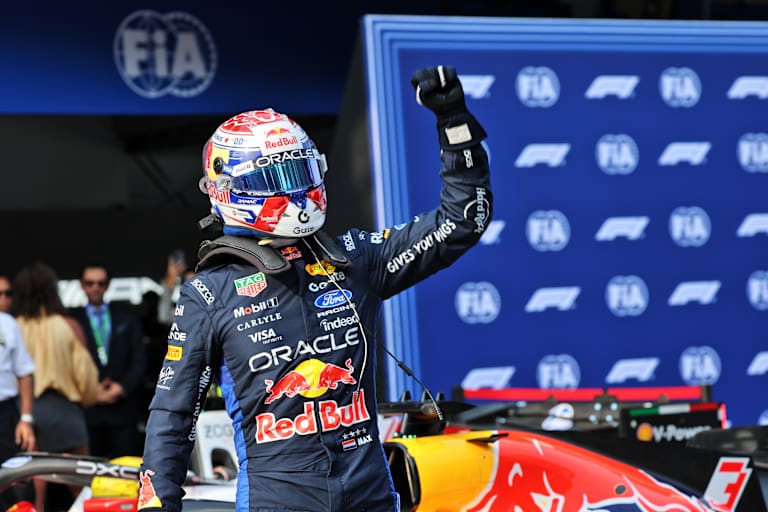 Max Verstappen startet in den Bahrain-GP in Malaysia von Pole