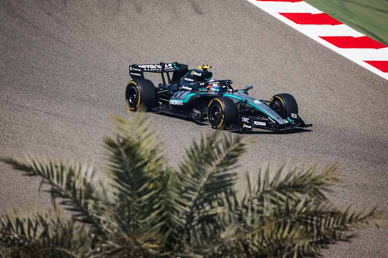 Kimi Antonelli unterwegs am letzten Testtag in Bahrain