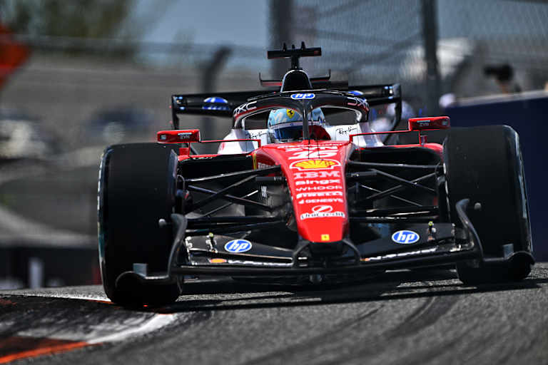 Charles Leclerc im Ferrari