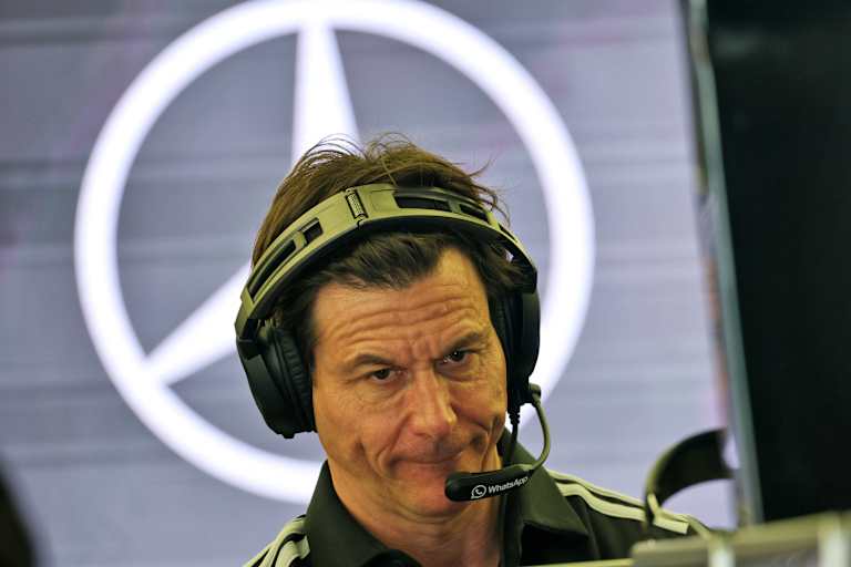 Toto Wolff hat in dieser Saison keine einfache Aufgabe, wie Steiner weiss