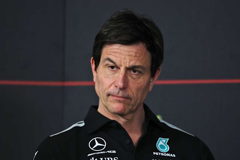 Mercedes-Teamchef Toto Wolff kündigt ein Upgrade für den GP in Spielberg an