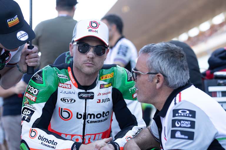 Alex Lowes (li.) bleibt Bimota treu